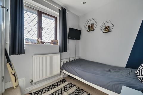 22 Sturmer Close, Yate, Bristol, BS37 5UR