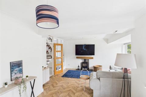 4 bedroom detached house for sale, St. Pauls Road, Sarisbury Green, Southampton