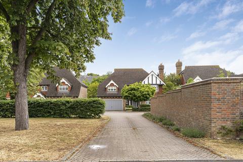 5 bedroom detached house for sale, Sandringham Drive, Dartford, Kent, DA2