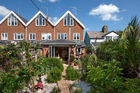 4 bedroom end of terrace house for sale, Joy Lane, Whitstable