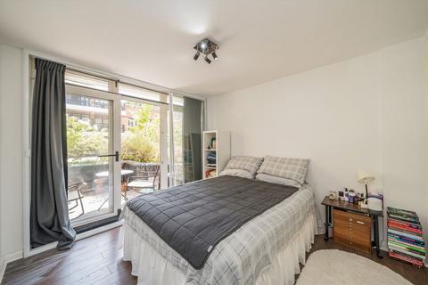 Flat 15, Hermitage Court Knighten Street, London, E1W 1PW