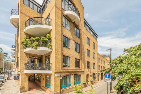 Flat 15, Hermitage Court Knighten Street, London, E1W 1PW