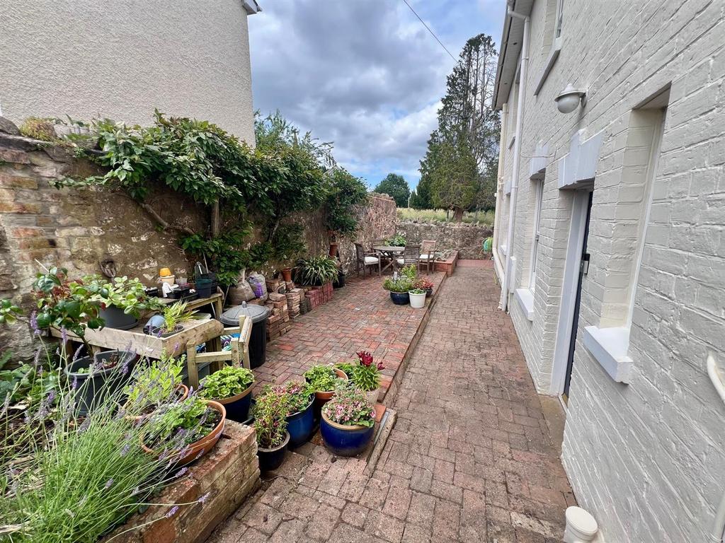 Garden.jpg