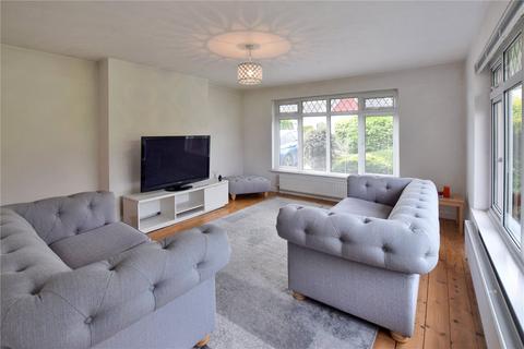 27 Highfield, Northam, Bideford, EX39 1BB