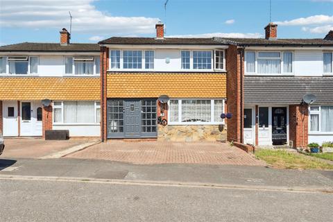 3 bedroom terraced house for sale, Savay Close, Denham, Denham