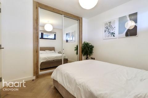 2 bedroom flat for sale, Bell Foundry Close, Croydon
