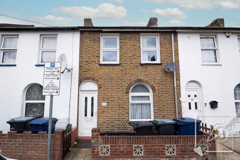 2 bedroom terraced house for sale, Cutmore Street, Gravesend