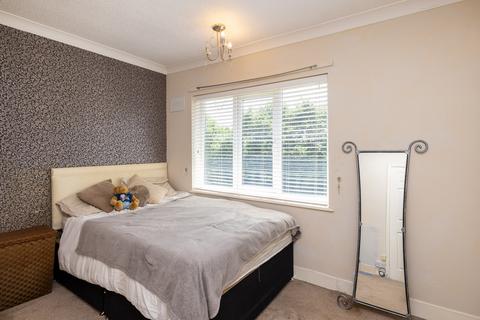 224 Elm Lane, Sheffield, S5 7TZ