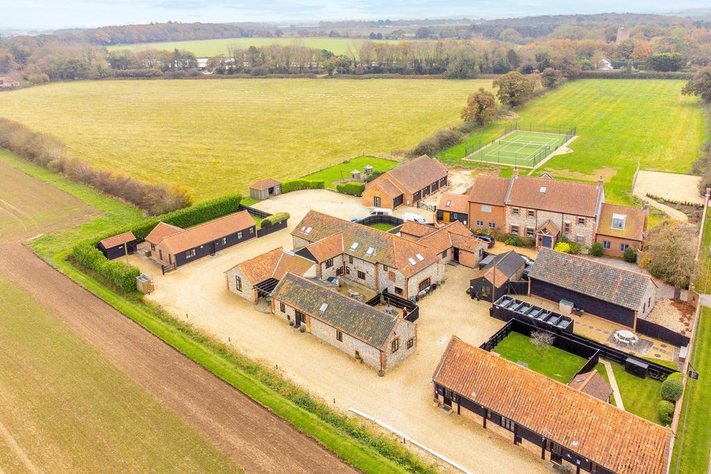 Jonas Farm Barns