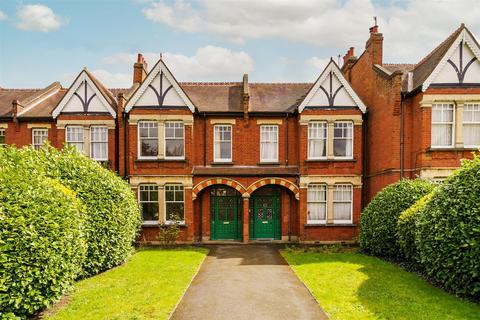 3 bedroom flat for sale, St. Marys Road, Ealing, W5