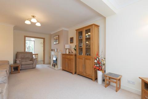 17 Beech Road, Eynsham, Witney, OX29 4LL