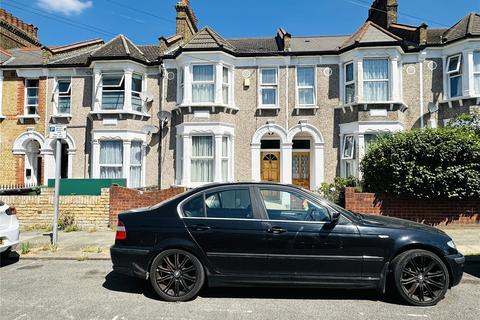 83 Honley Road, London, SE6 2HY