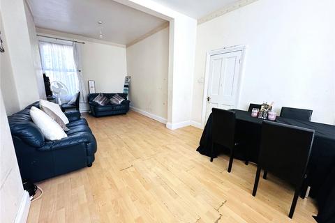 83 Honley Road, London, SE6 2HY