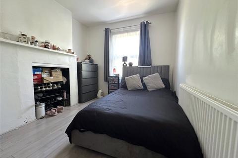 83 Honley Road, London, SE6 2HY