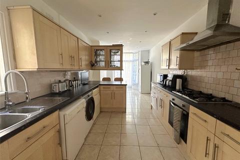 83 Honley Road, London, SE6 2HY