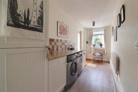 28 Bath Road, Kings Stanley, Stonehouse, GL10 3JH