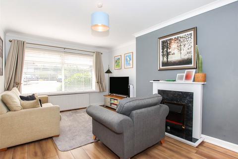 16 Rowans Park, Lymington, SO41 9GD
