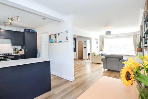 16 Rowans Park, Lymington, SO41 9GD