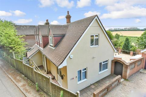 5 bedroom detached house for sale, Stockers Hill, Sittingbourne ME9