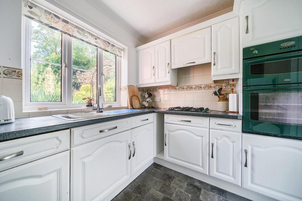 Kitchen corner.jpg
