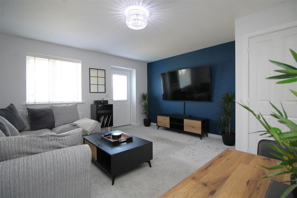 Living room 2 .JPG