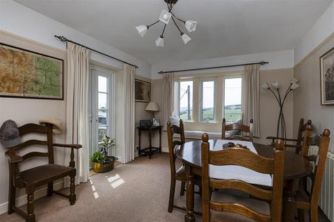 3 bedroom cottage for sale, Wainstalls Lane, Halifax