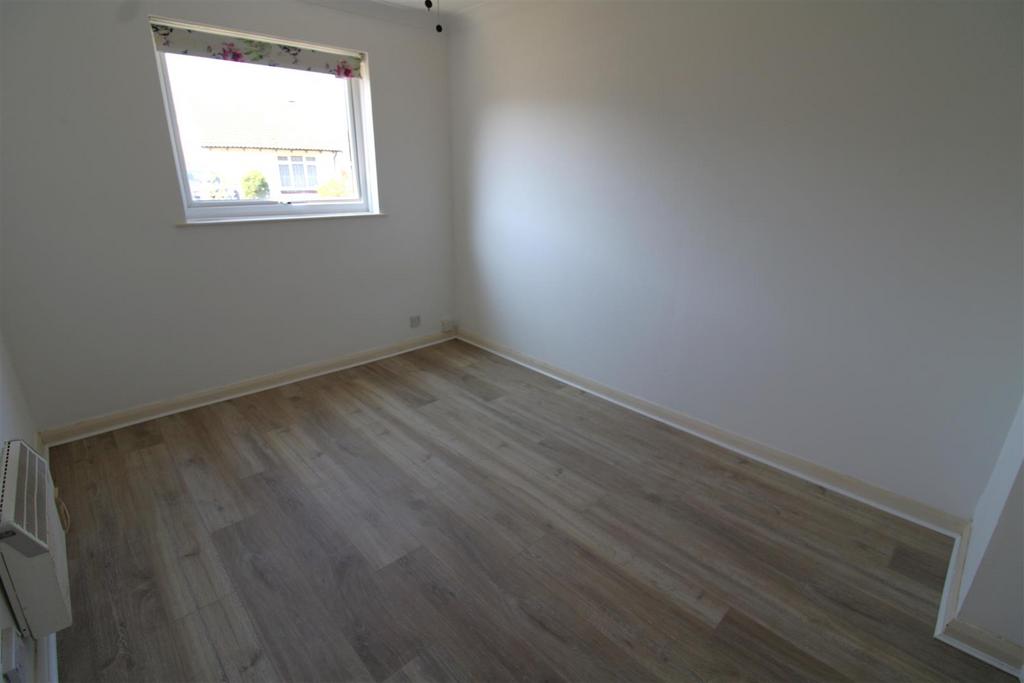 Bedroom.JPG