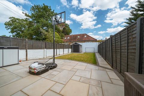 13 Wrottesley Road, London, SE18 3EW