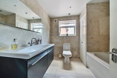 13 Wrottesley Road, London, SE18 3EW