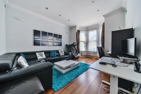 13 Wrottesley Road, London, SE18 3EW