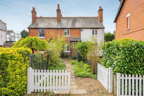 15 Oliver Road, Ascot, SL5 9DN