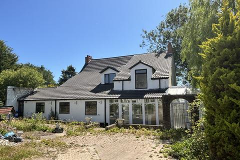 4 bedroom farm house for sale, Fleming Field Road, DH6 2JE