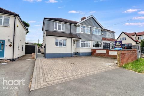 3 bedroom semi-detached house for sale, Pound Lane, Basildon