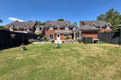 undefined, McIndoe Drive, Aylesbury HP22