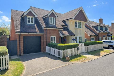 undefined, McIndoe Drive, Aylesbury HP22