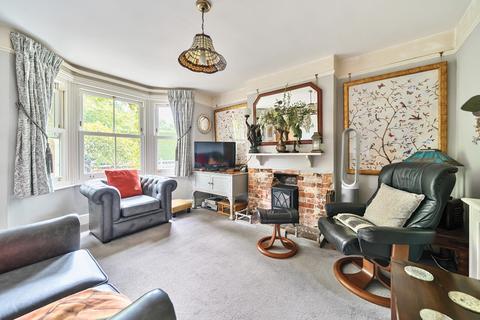 3 bedroom detached house for sale, Echo Barn Lane, Wrecclesham, Farnham, GU10