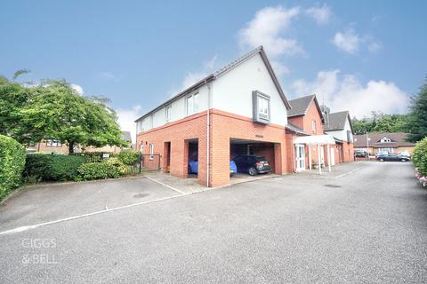 undefined, Lucas Gardens, Luton, Bedfordshire, LU3