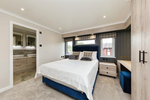 undefined, Somerford, Cheshire CW12