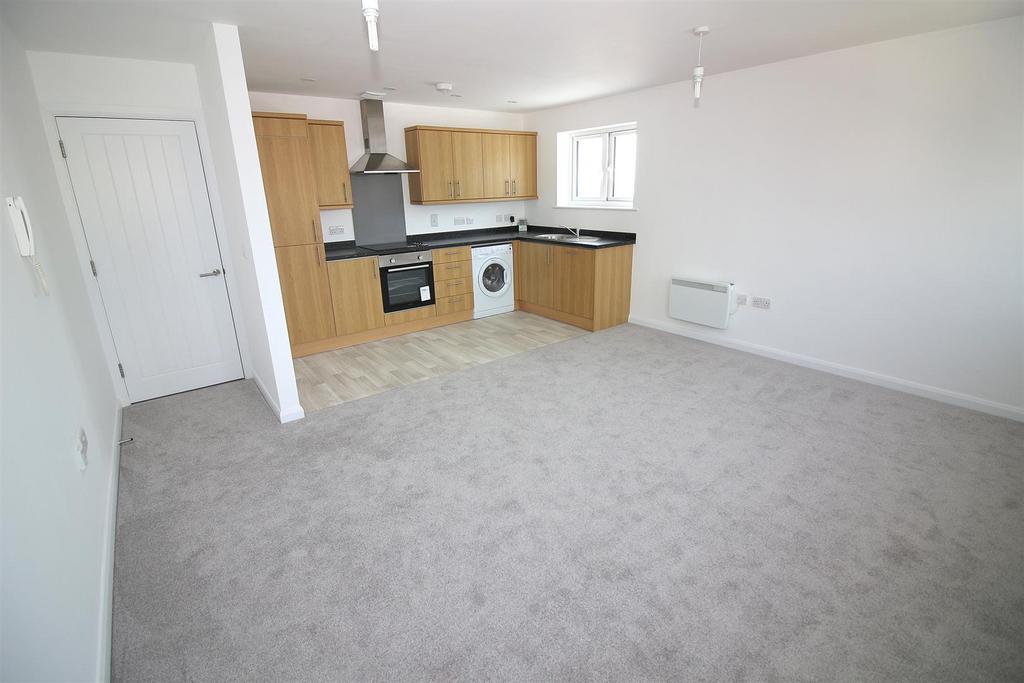 Lounge / Kitchen