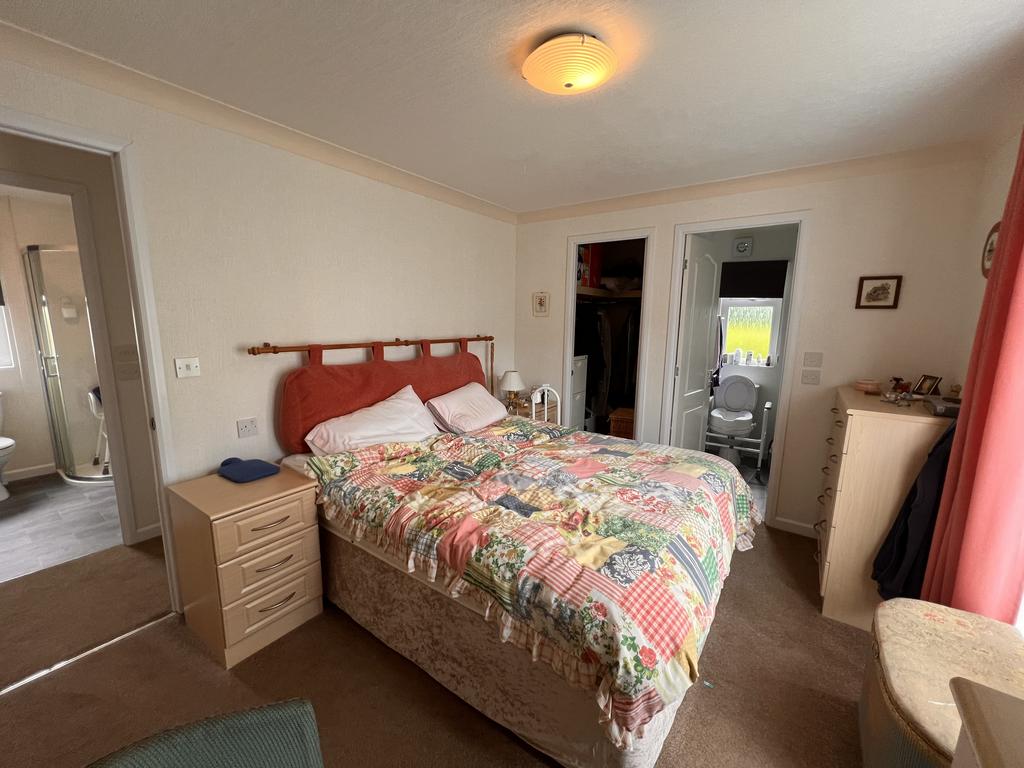 Principal Double Bedroom 2