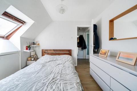 63 Pursewardens Close, London, W13 9PW