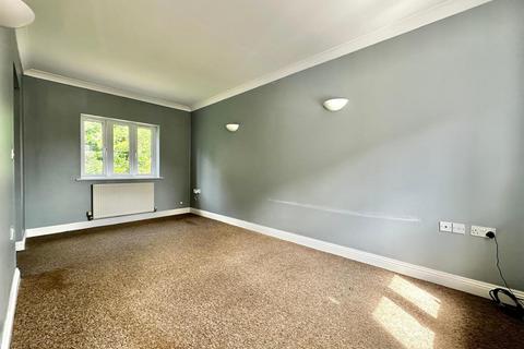 1 bedroom coach house for sale, Kestrel Close, Tiverton EX16