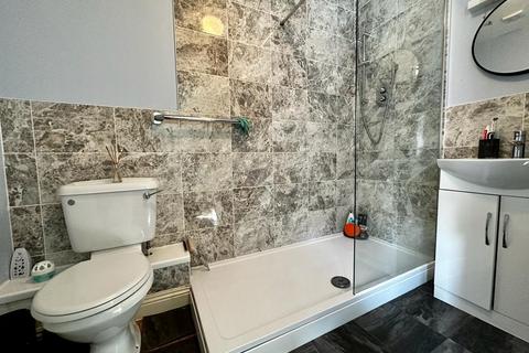 20 Kestrel Close, Tiverton, EX16 6WY