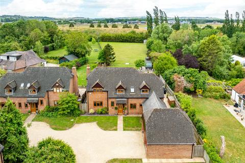 29 Burnham Road, Westcott, Aylesbury, HP18 0PL