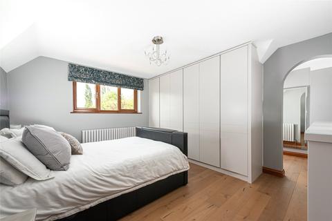 29 Burnham Road, Westcott, Aylesbury, HP18 0PL