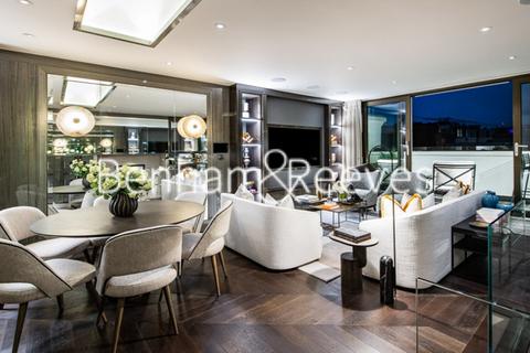 3 bedroom apartment to rent, Prince of Wales Terrace, Kensington W8