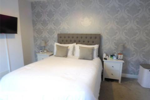 22 Wesley Street, Royton, Oldham, OL2 6ES