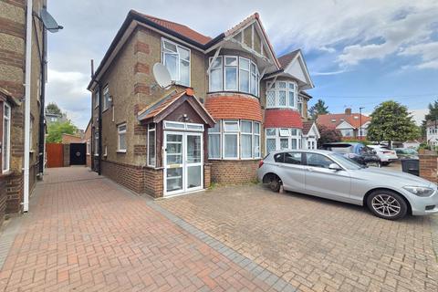 undefined, Greencroft Rd, Hounslow, TW5