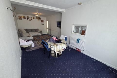 undefined, Greencroft Rd, Hounslow, TW5