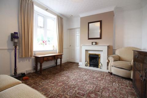 3 bedroom semi-detached house for sale, Bromley Lane, Kingswinford DY6